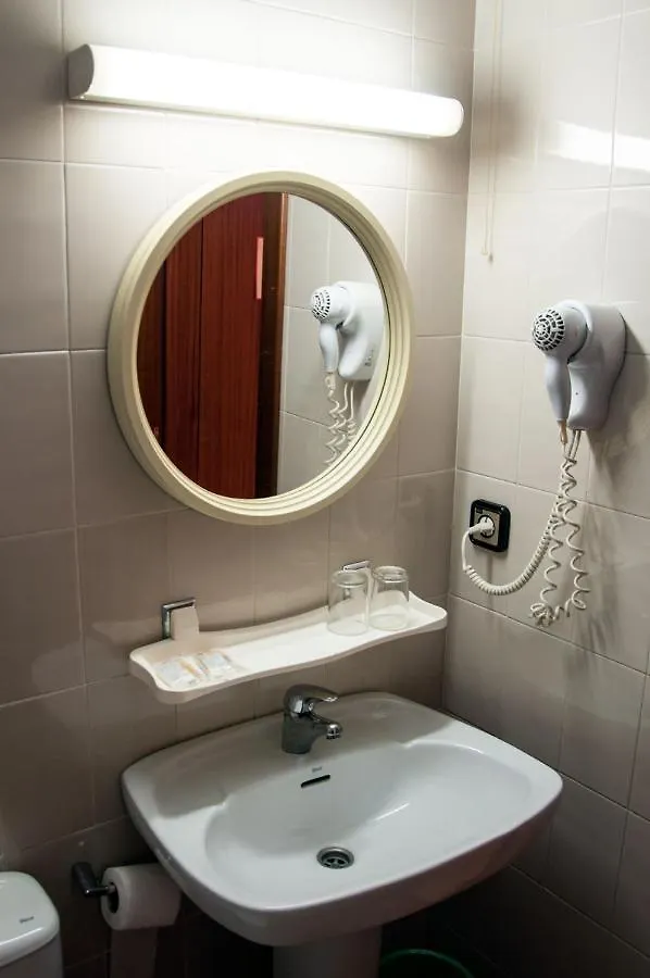 Hotel Hostal Fontdemora Mora la Nueva