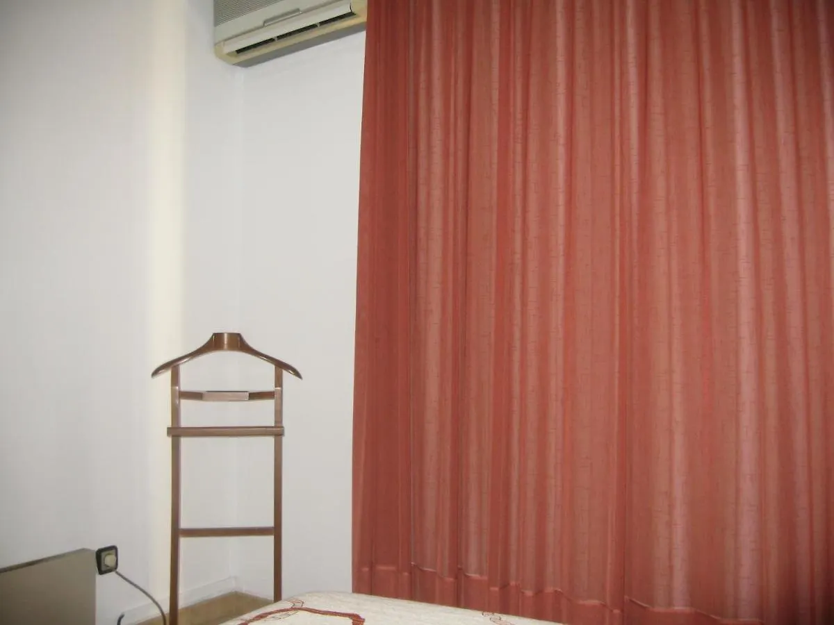 Hostal Fontdemora Mora la Nueva Hotel
