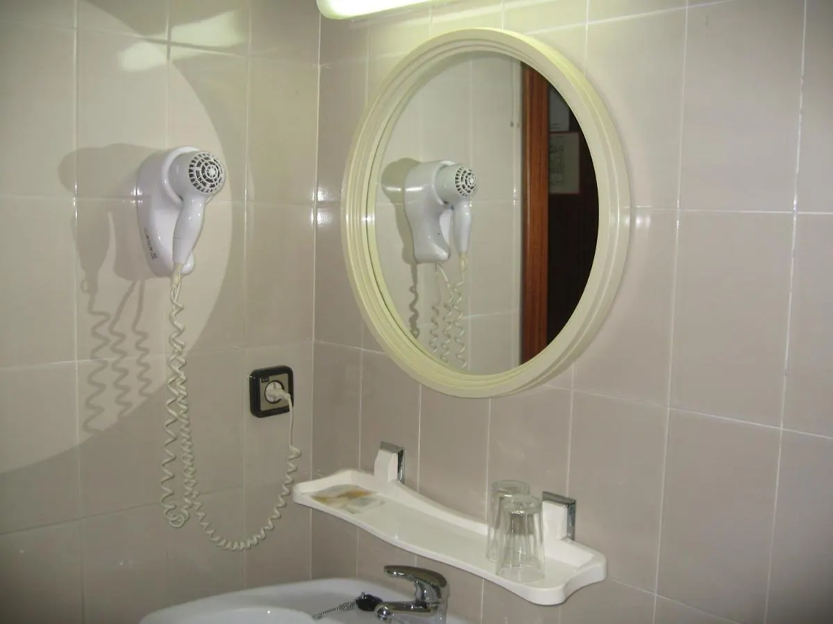 ** Hotel Hostal Fontdemora Mora la Nueva Spain